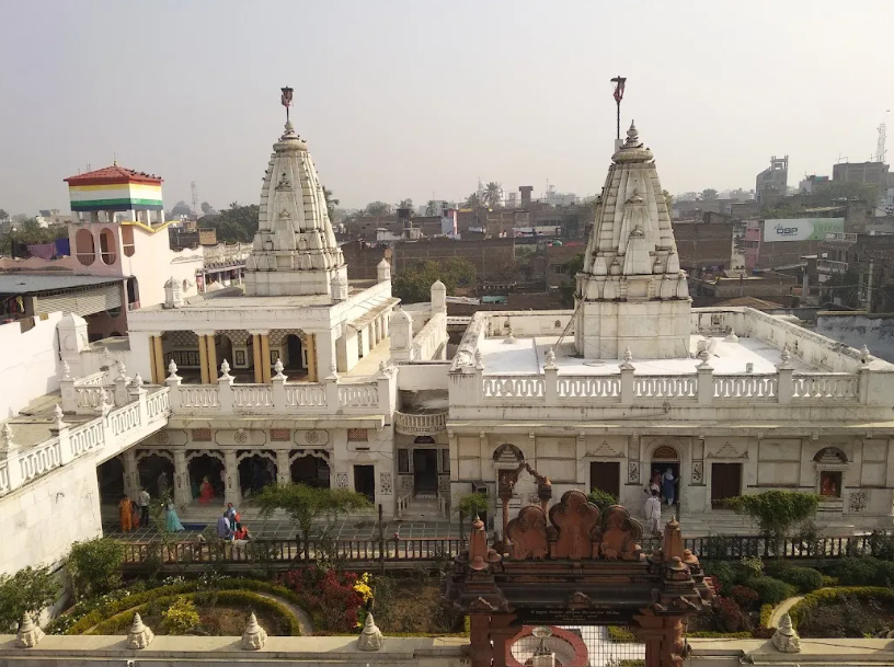 Bhagwaan Vasupujya Jain Shwetambar Glass Temple
